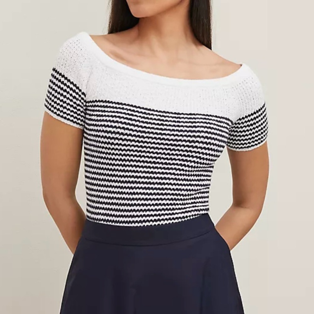 Ann Taylor Black and White Knit Top